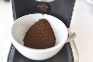 用现磨的咖啡粉直接用水冲着喝可以吗?