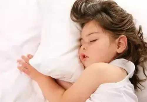 孩子睡眠受到基因的影响吗