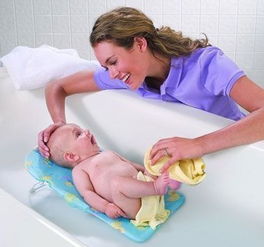 宝宝沐浴后应该怎么护理呢