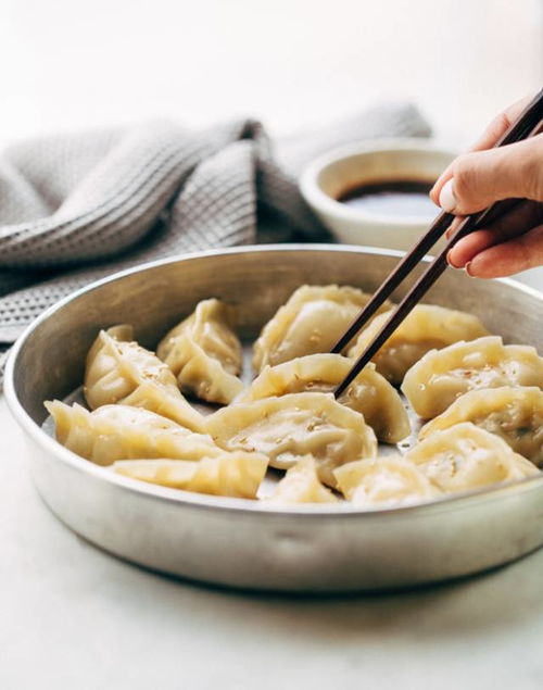 用微波炉煮冻水饺要几分钟