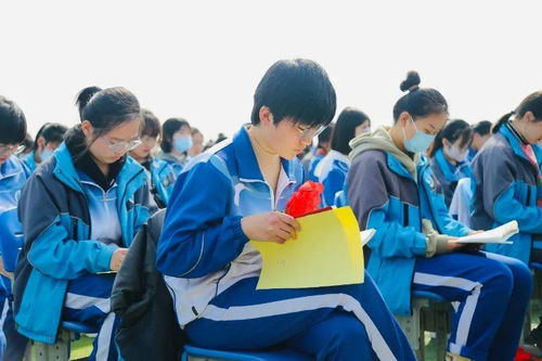 2021年祝福高三学生的话