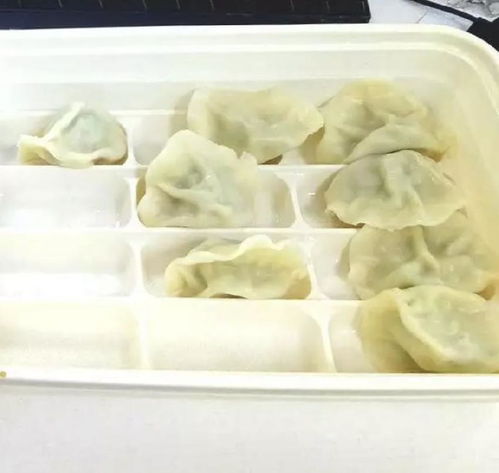 速冻水饺化冻粘连怎么办