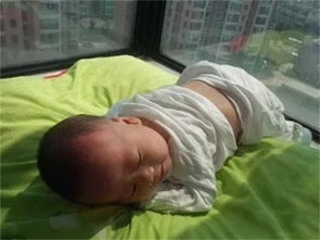 新生儿应该如何正确晒太阳?