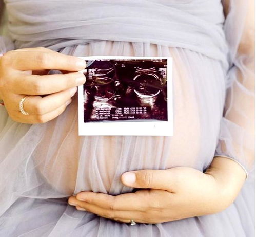孕妇尿黄对胎儿有影响吗视频