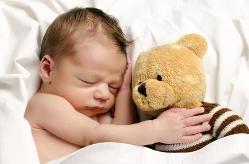 新生儿抚触及抚触的优点有哪些