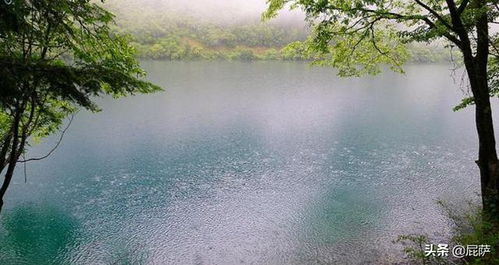 描写夏天山水的诗句大全